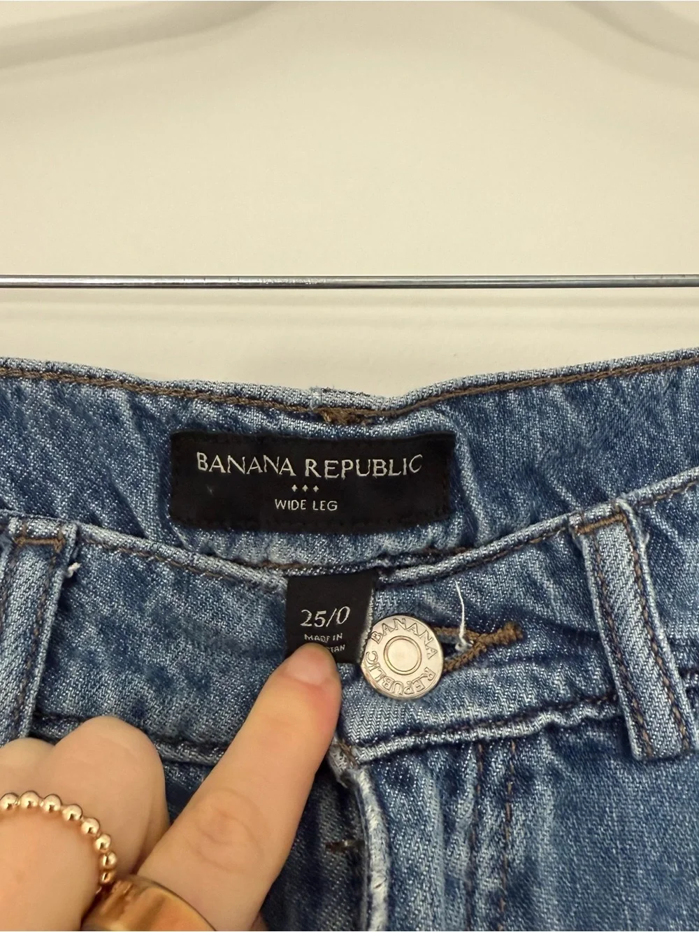 Banana Republic Wide-Leg Cotton & Lyocell Denim Trousers Sz 25 0 Light Vacation